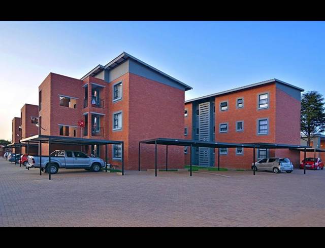 2 BEDROOM APARTMENT FOR SALE IN WITPOORTJIE